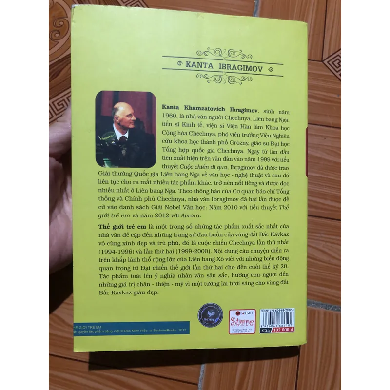 Tiểu thuyết hiện đại chủ đề chiến tranh - Thế giới trẻ em - Kanta Ibragimov 713956