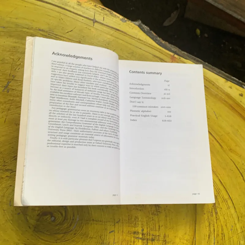 A PRACTICAL ENGLISH USAGE - MICHAEL SWAN 737245