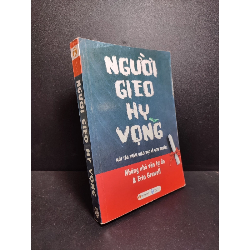 Đọc sách cùng PK - Sách Người gieo hy vọng 2011 mới 85% bẩn nhẹ 3010 - Thái Hà Books 250011
