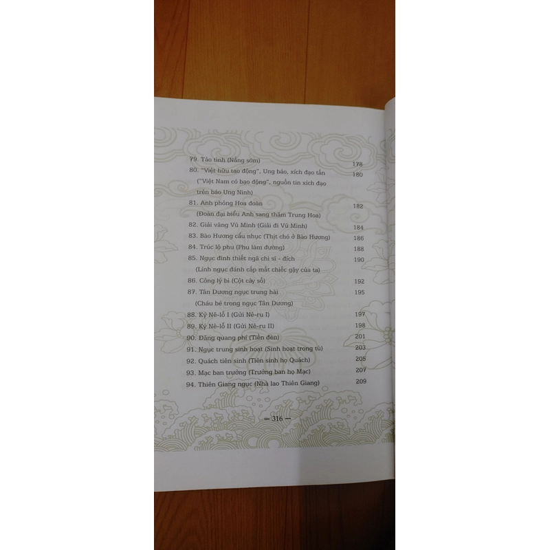 NHẬT KÝ TRONG TÙ  499282