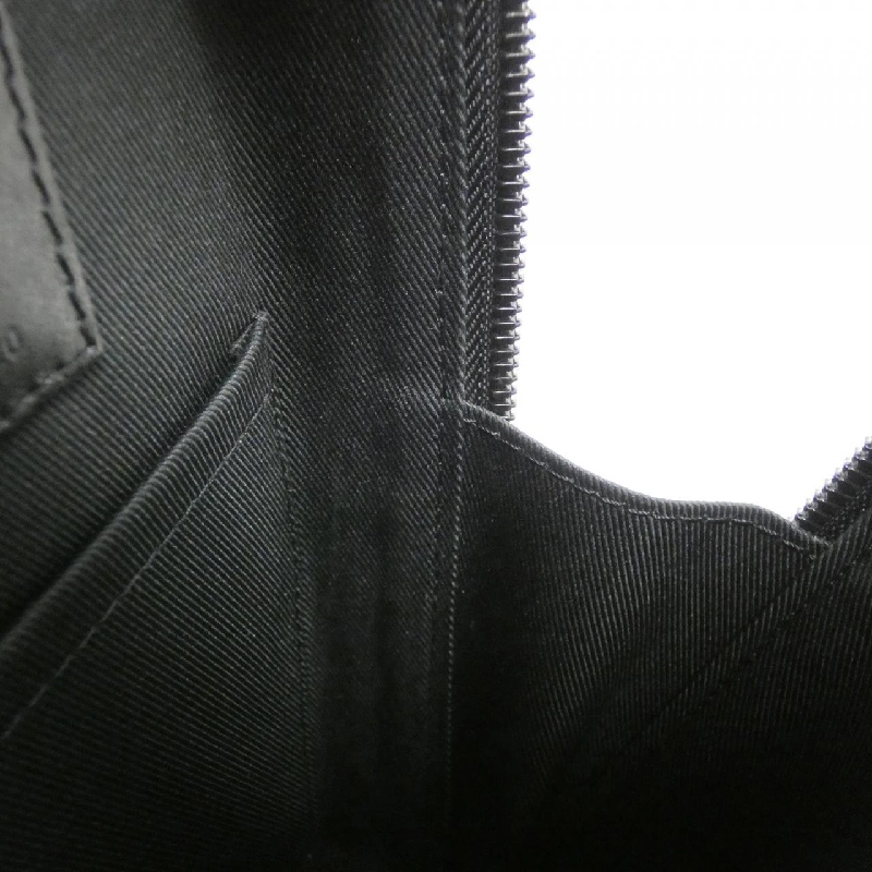 Túi xách mềm dọc Monogram Taffeta Louis Vuitton M45044 613302