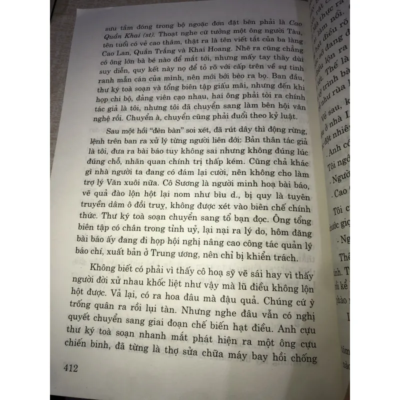 Chuyện trong lảng ngoài xa 993891