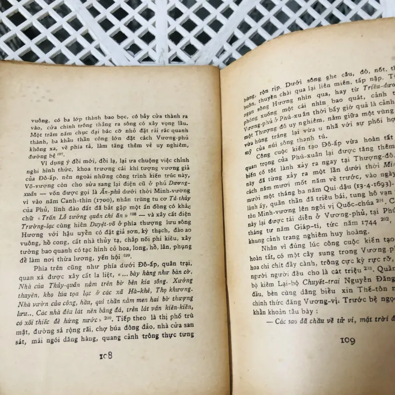 MỘNG KINH SƯ – PHAN DU 799106