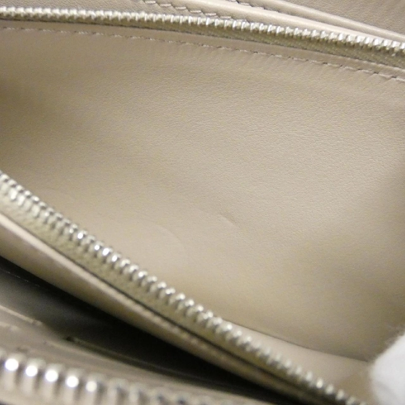 Ví Zippy Mahina Louis Vuitton M69821 621691