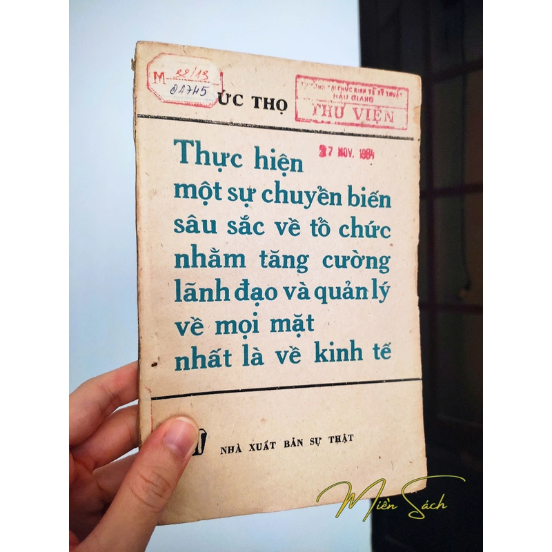 Sách của bác Lê Đức Thọ 358053