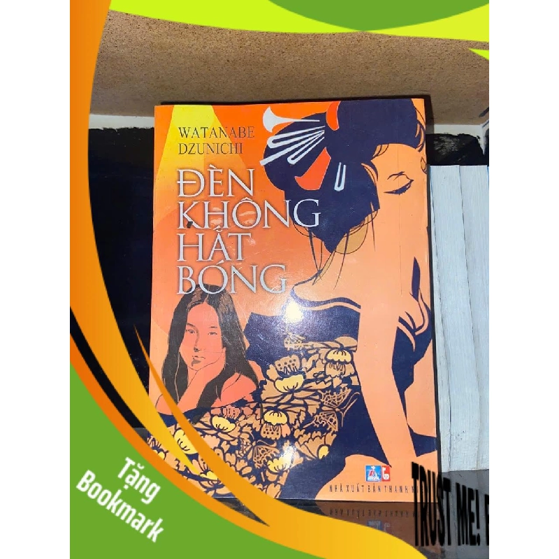 (TẶNG BOOKMARK) Đèn không hắt bóng - Watanabe Dzunichi - VĂN HỌC - RBK2011-98 942909