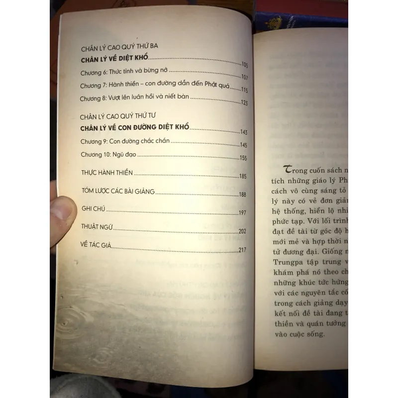 Chân lý về khổ và con đường giải thoát  734476