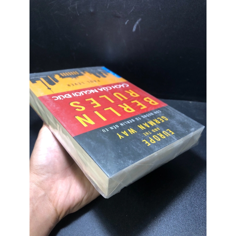 Cách của người Đức Paul Lever Berlin Rules mới 80% ố nhẹ HCM0611 921777