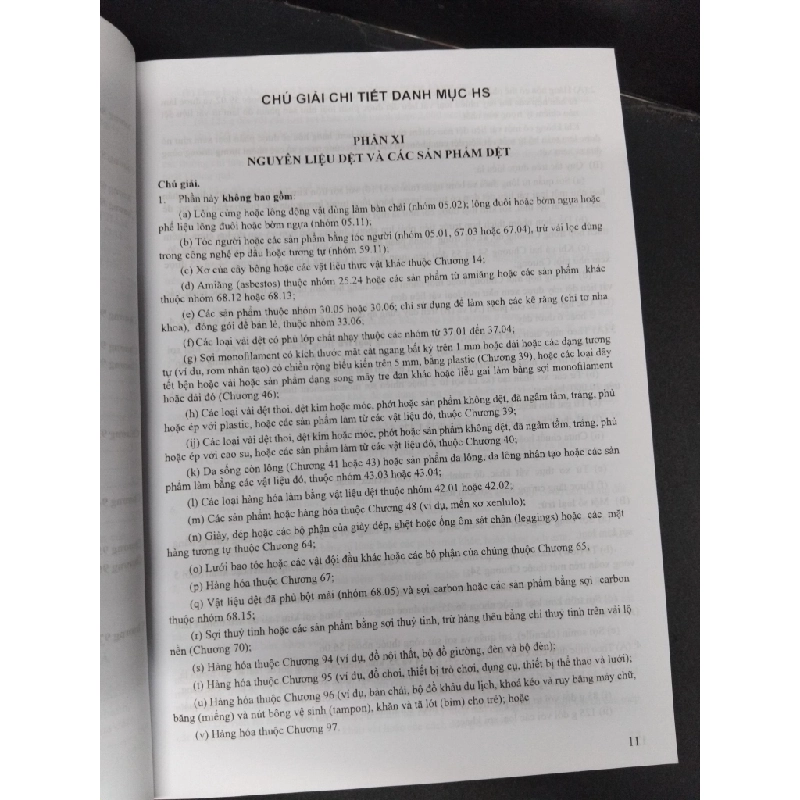Chú giải chi tiết danh mục mã HS 2018 tập 2 mới 90% bẩn nhẹ HCM2606 Nguyên Châu GIÁO TRÌNH, CHUYÊN MÔN 192987