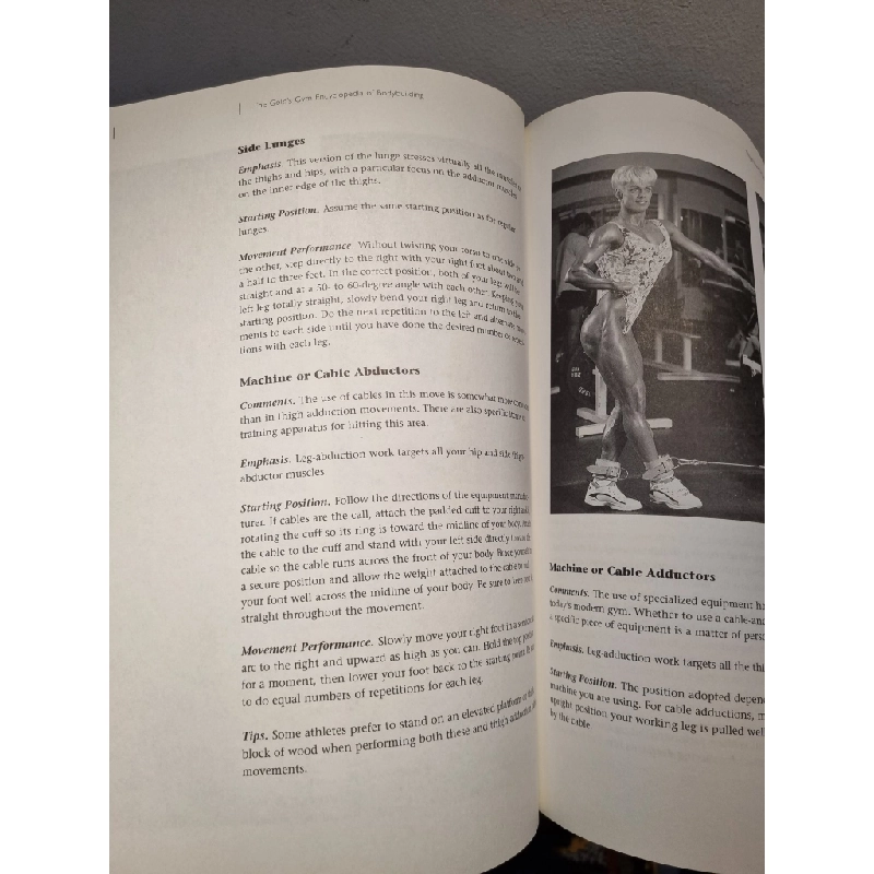 The Golden's Gym : Encyclopedia of Bodybuilding - Edward Connors, Michael J. B. McCormick, Peter Grymkowski, Tim Kimber 453969
