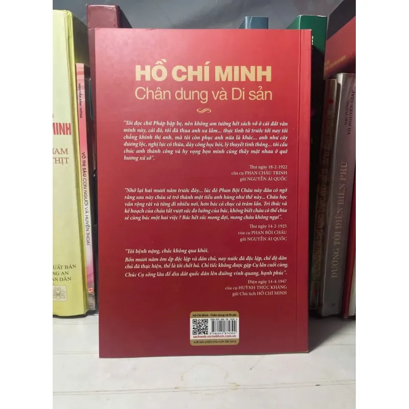 SÁCH HỒ CHÍ MINH CHÂN DUNG VÀ DI SẢN 707748