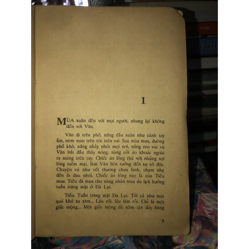 Bí mật thành phố cấm - A. Lêvin 958694