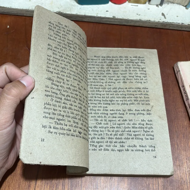 II Sách 8x: Âm Mưu Hội Tam Hoàng (2 Tập) - A. LÊVIN - 1985 800356