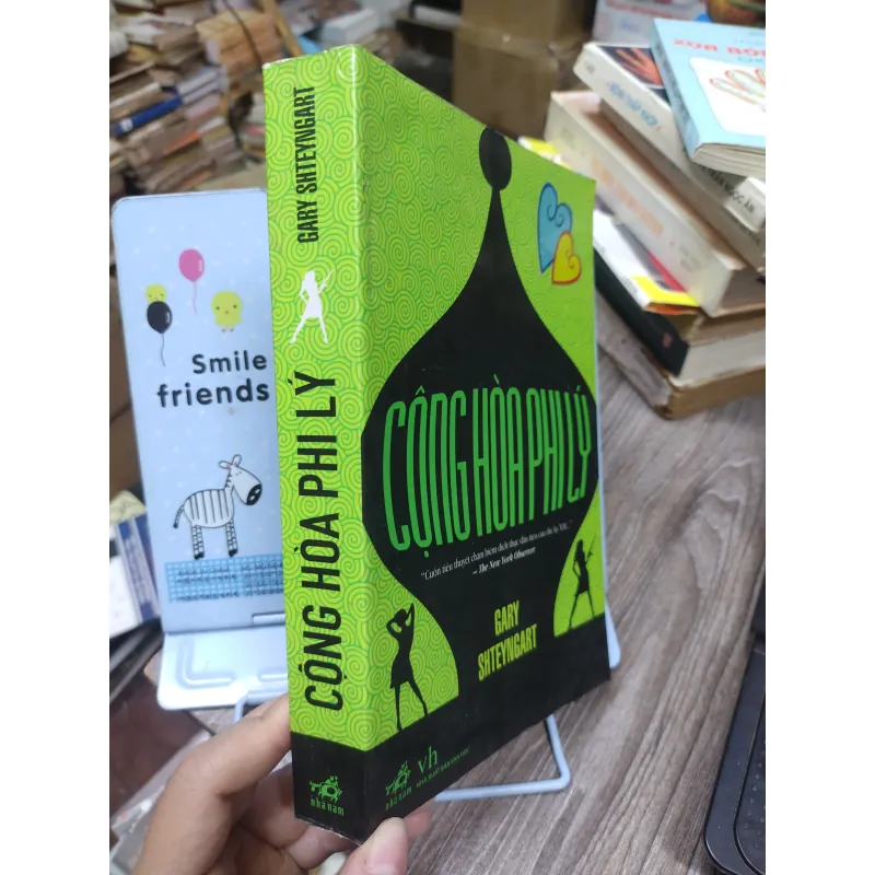 Sách: Cộng hoà phi lý - TG: Gary Shteyngart (A3) 735799