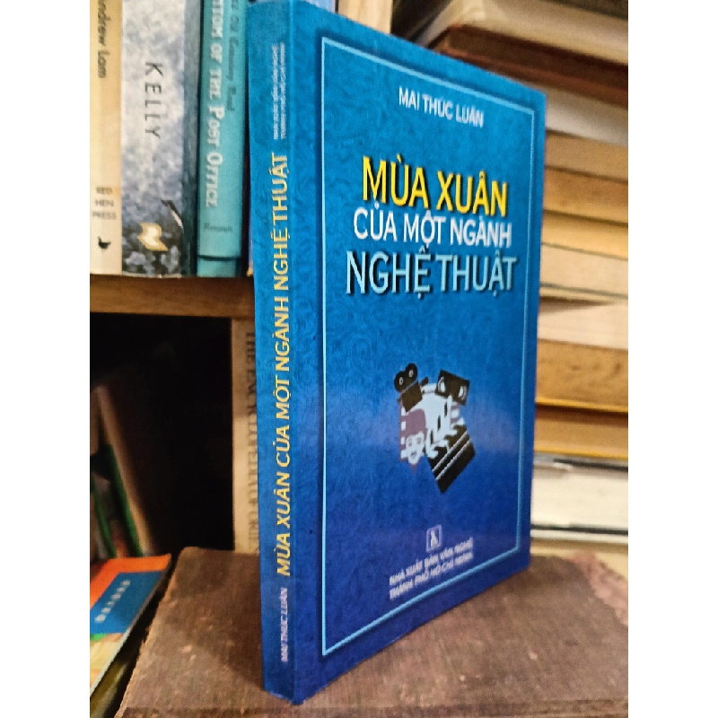 Mùa xuân của một ngành nghệ thuật - Mai Thúc Luân 453028