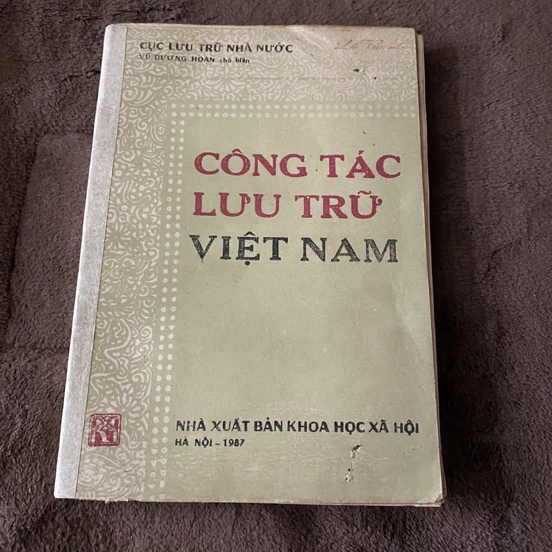 Công tác lưu trữ Việt nam 605084