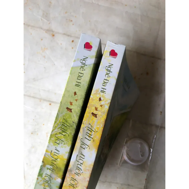 Trọn bộ 2 tập Anh Là Người Tốt Nhất (kèm phụ kiện như hình) - Nghê Đa Hi 736364