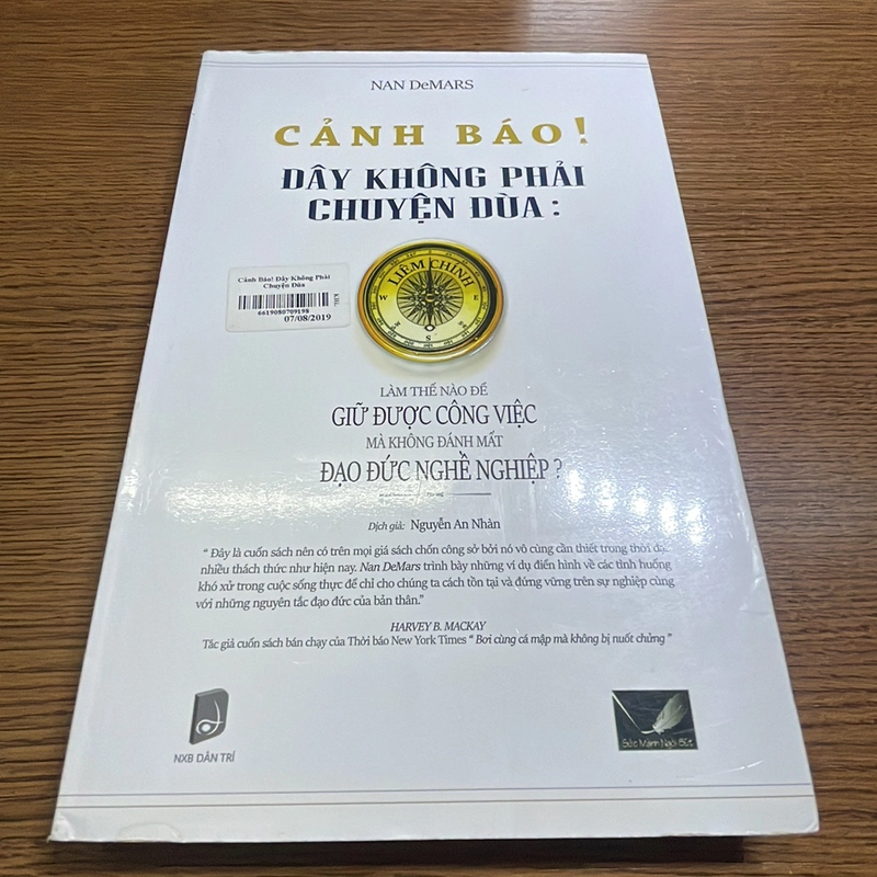 Cảnh báo! Đây không phải chuyện đùa Nan Demars 393290