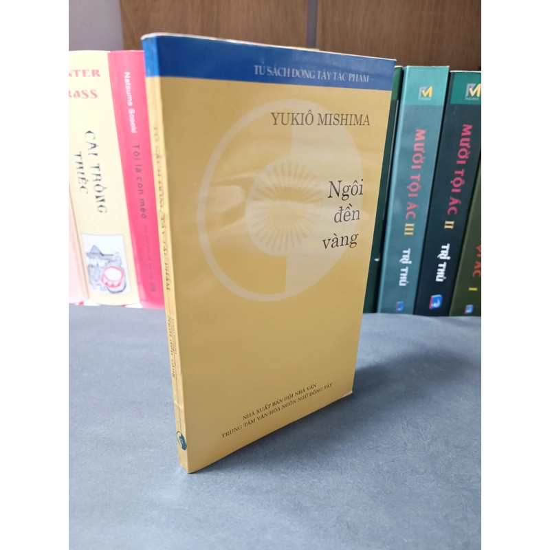 Ngôi đền vàng (Yukio Mishima) 323972