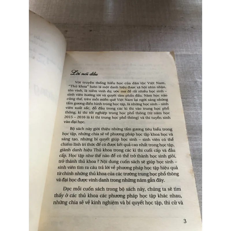 Gương sáng thủ khoa Việt Nam tập IV 784585