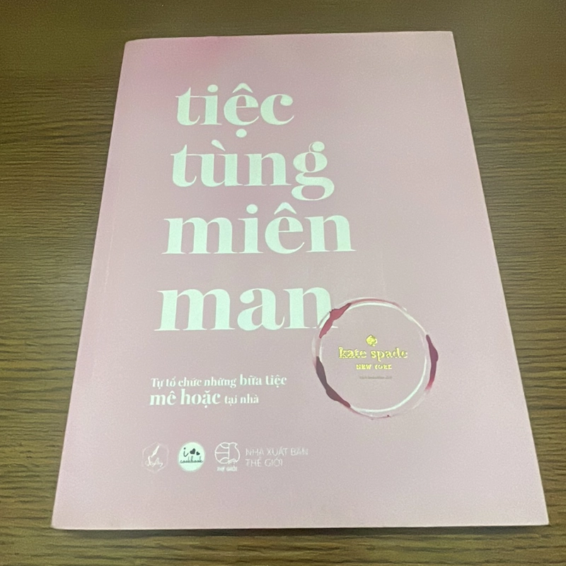 Tiệc tùng miên man Kate Spade 358481