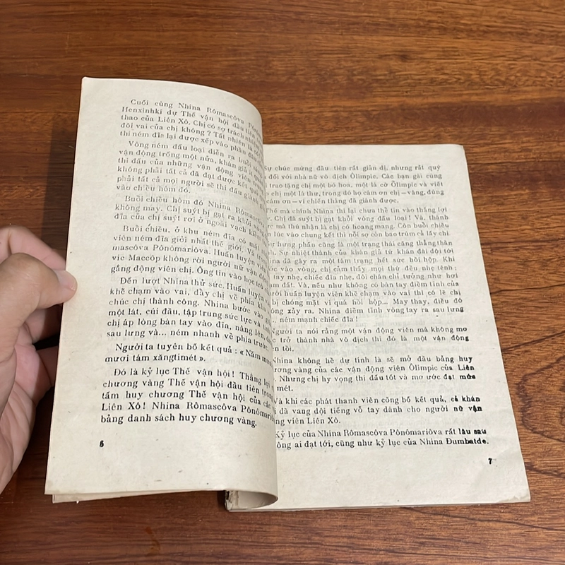 II Sách Liên Xô: Chiều Cao _ Tập Truyện Thể Thao Liên Xô - 1985 502584