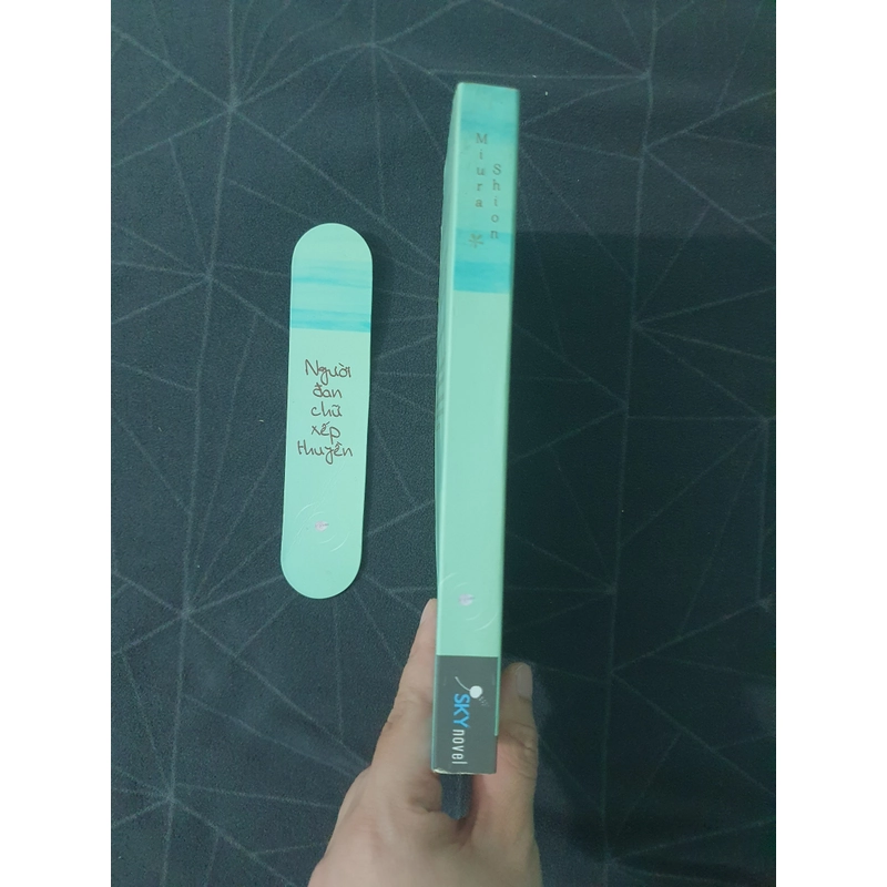 "Người đan chữ xếp thuyền" - Miura Shion 476022