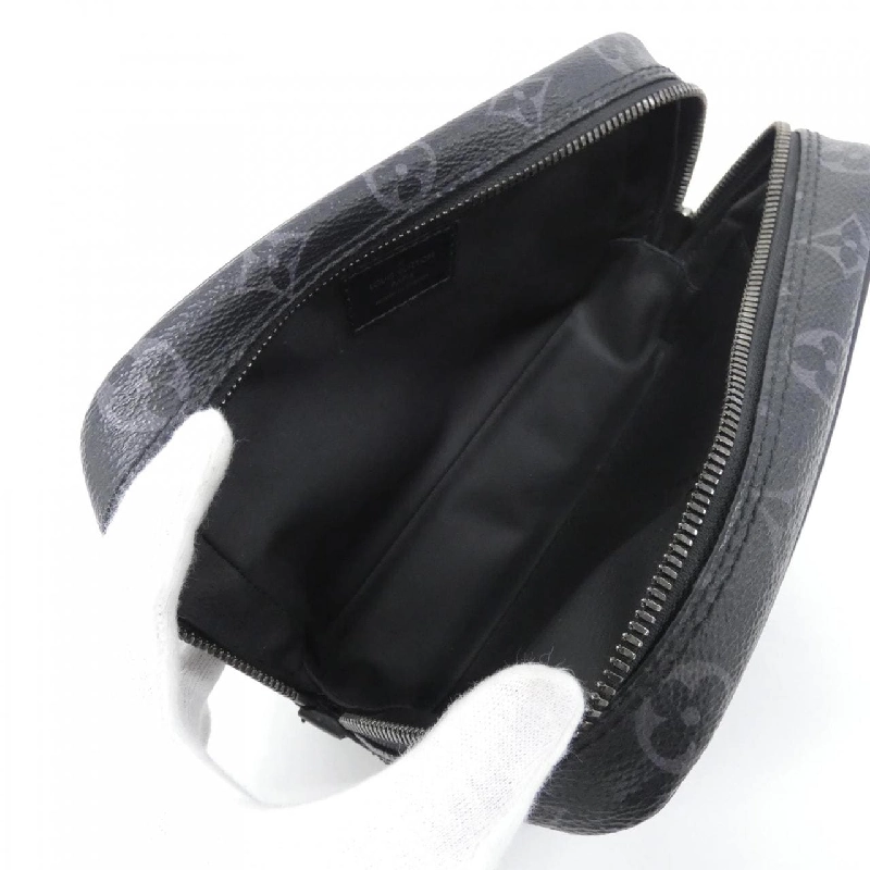 Louis Vuitton Monogram Eclipse Truce Toile PM M46577 Túi - Hàng hiệu Chính hãng 807110