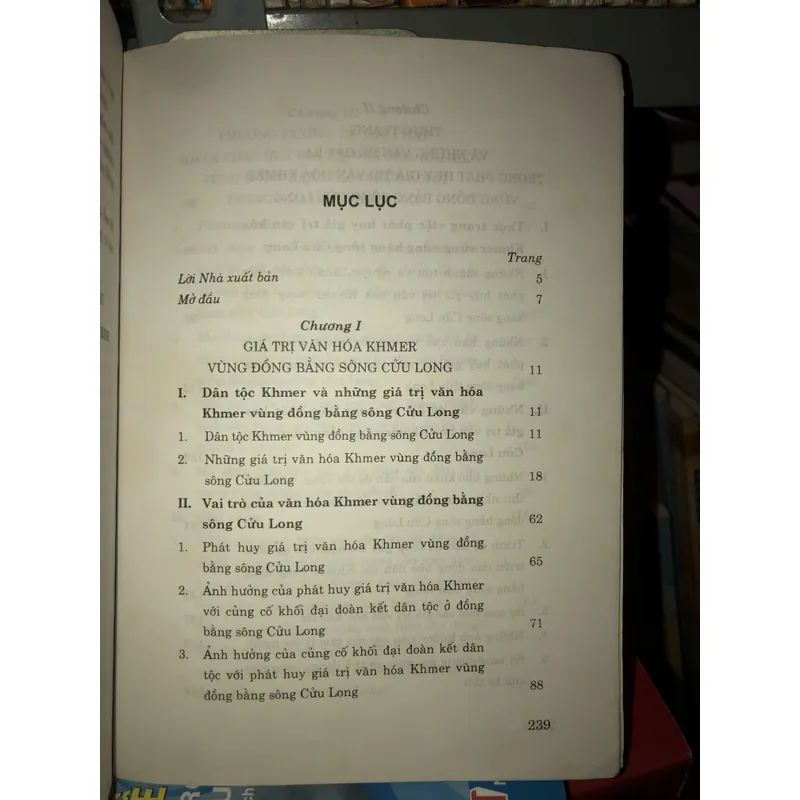Giá trị văn hoá Khmer vùng đồng bằng sông Cửu Long - TS. Huỳnh Thanh Quang 601371