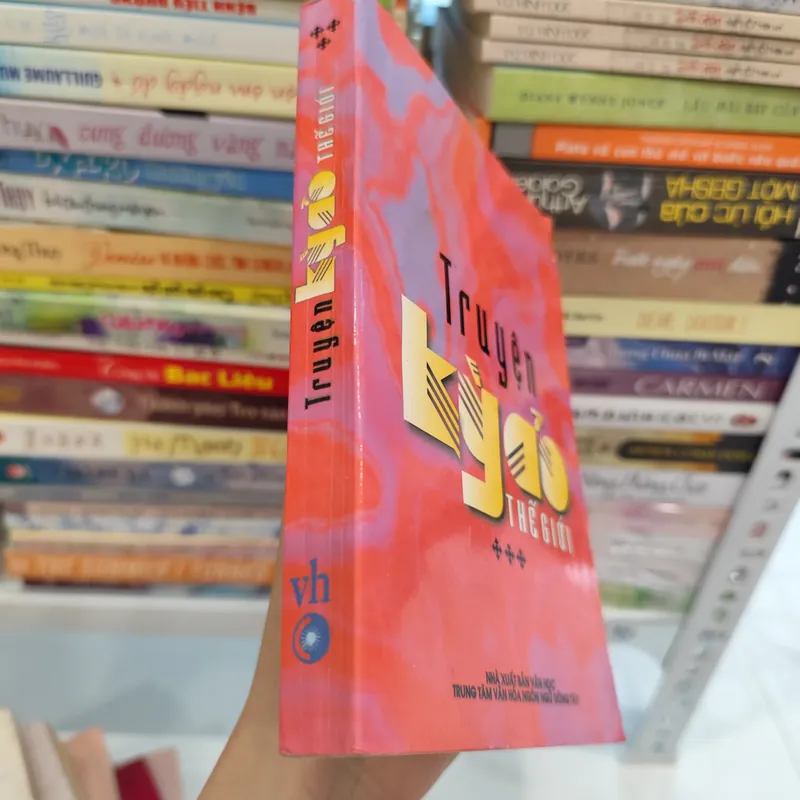 Truyện kỳ ảo thế giới  563616