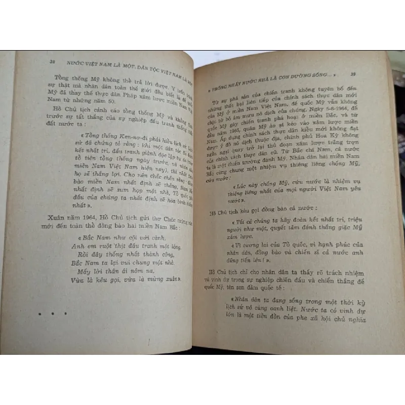 Nước Việt Nam là một dân tộc Việt Nam là một 449742