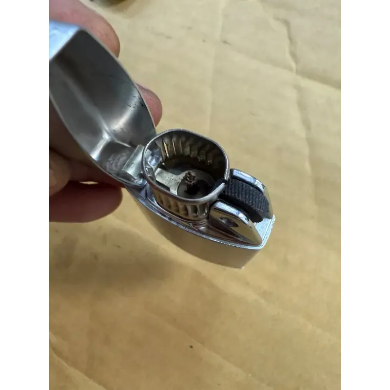 bật lửa xăng đá  RONSON  USA 956983