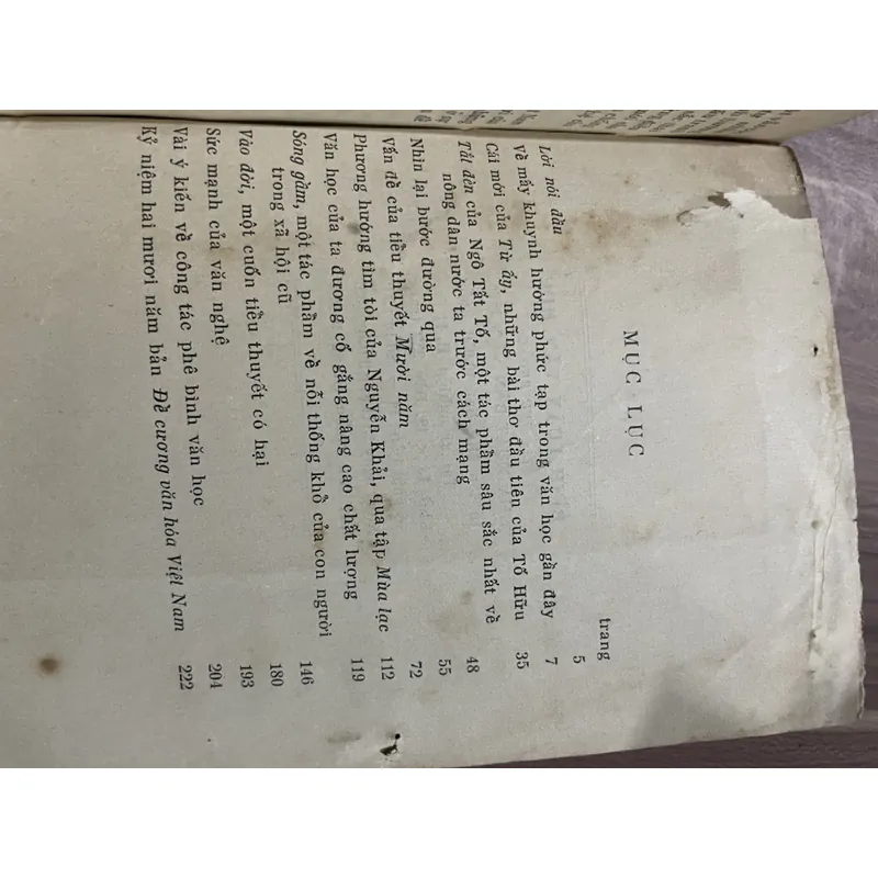 Bình luận văn học - Như Phong - 1972 687509