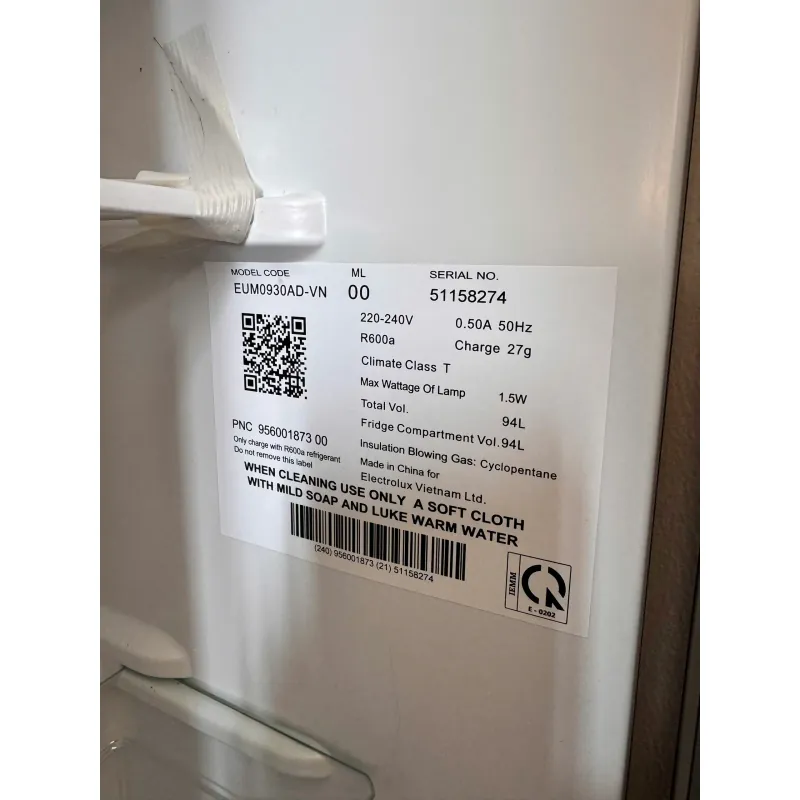 Tủ Lạnh Electrolux 94 Lít EUM0930AD-VN 1031829