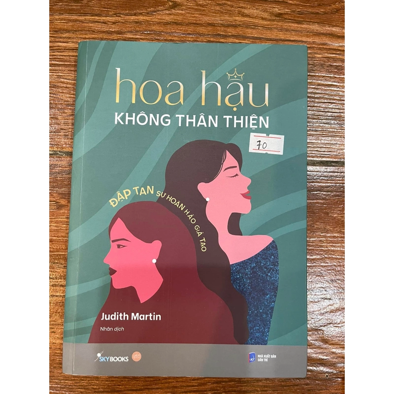 Hoa hậu không thân thiện 305591