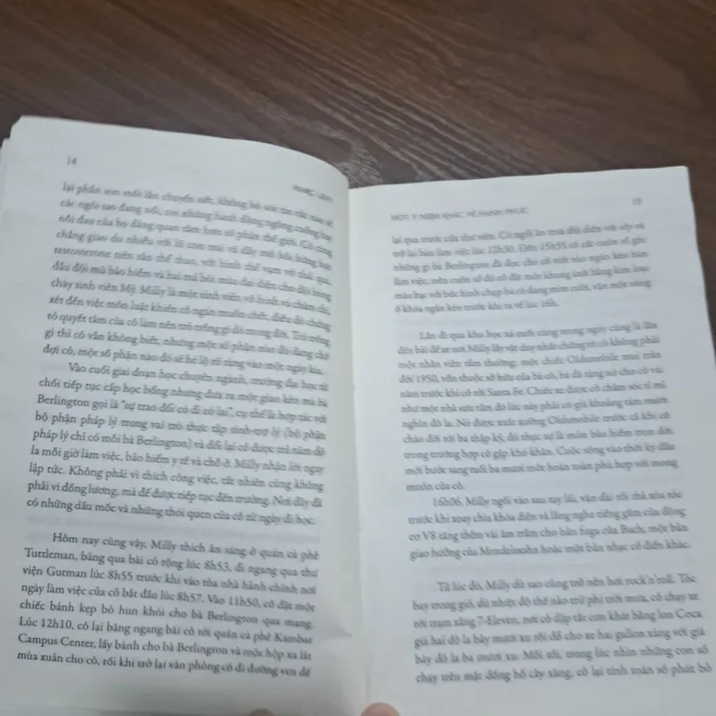 Một ý niệm khác về hạnh phúc - Marc Levy 805537