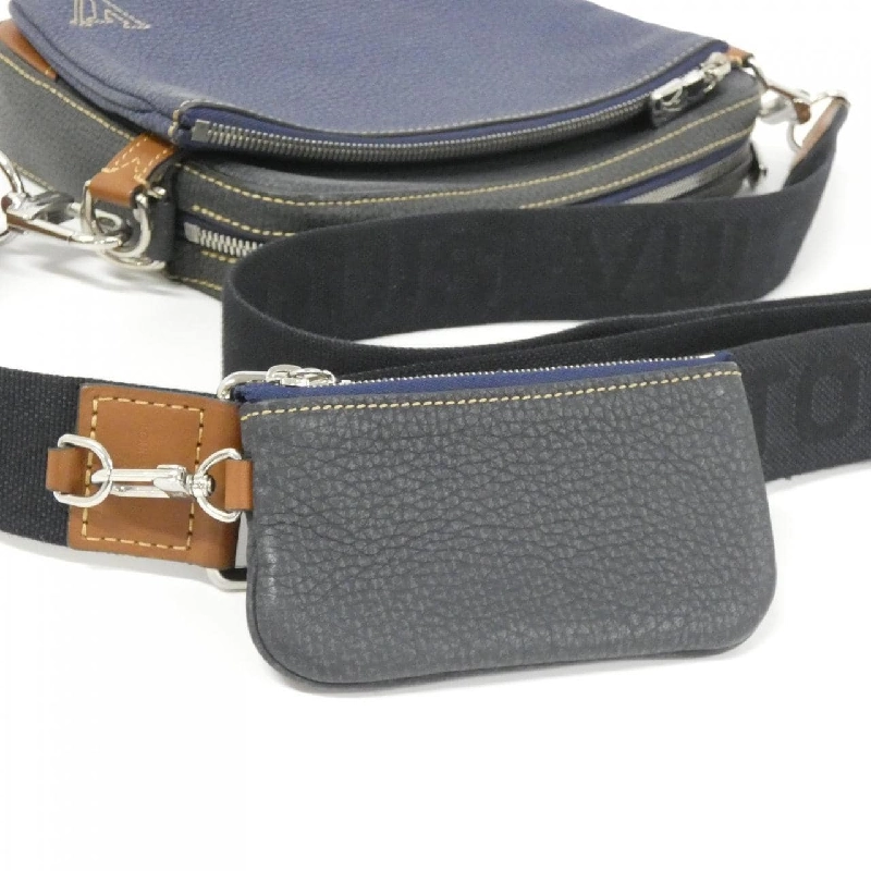 Túi đeo chéo Louis Vuitton Trillon Trio M21544 611027