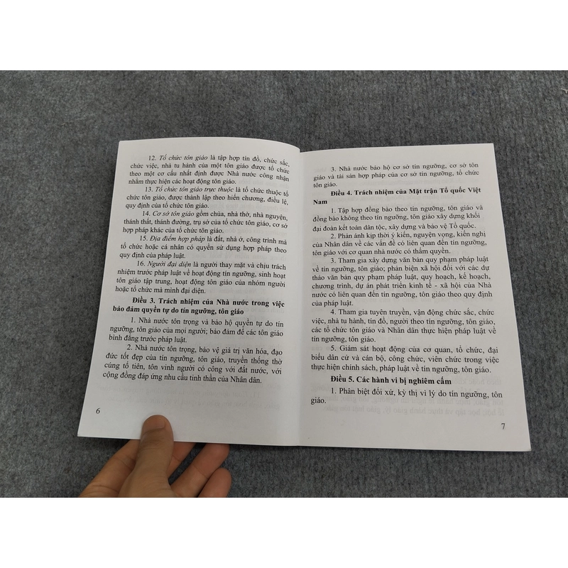 TÀI LIỆU GIỚI THIỆU LUẬT TÍN NGƯỠNG, TÔN GIÁO 495391