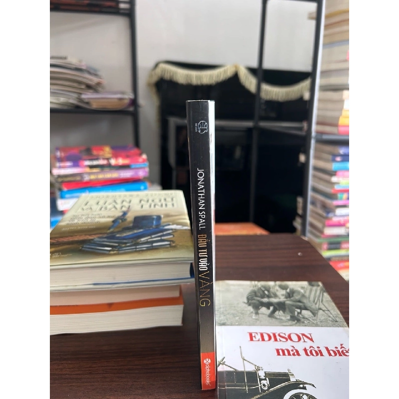 Đầu tư vào vàng- Jonathan Spall 928806