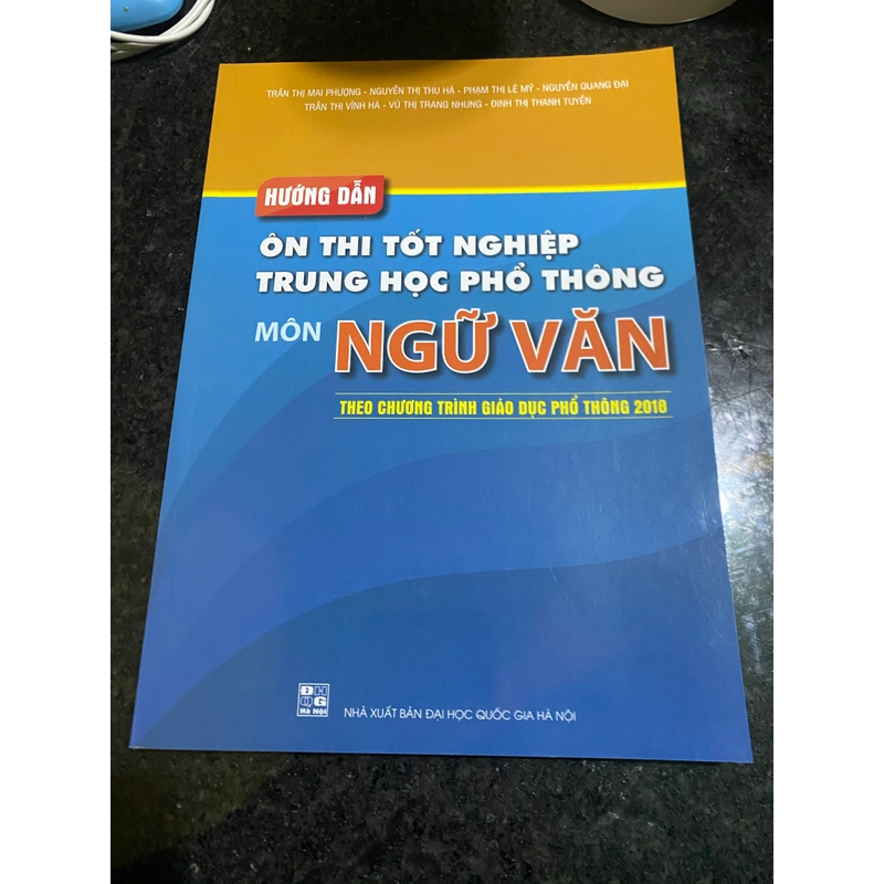 Sách ôn thi tốt nghiệp môn văn 547085
