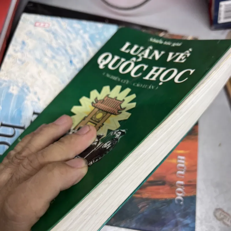 Luận Về Quốc Học - Nghiên Cứu - Cảo Luận 778838