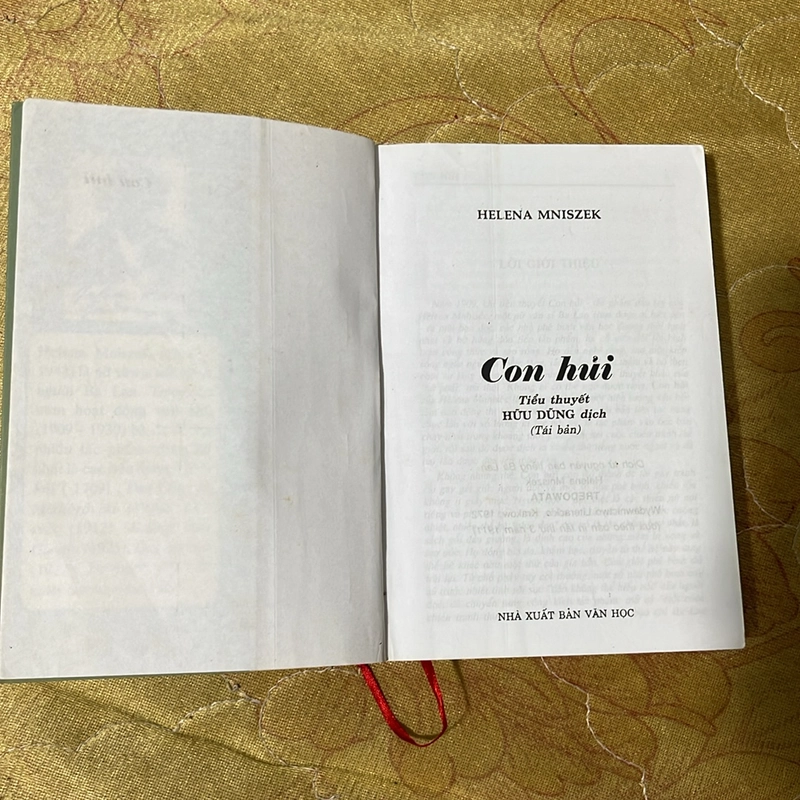 CON HỦI - HELENA MNISZEK 474044