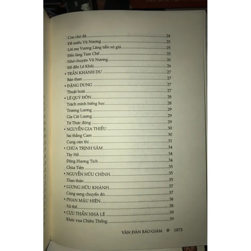 Văn đàn bảo giám - Trần Trung Viên 763095