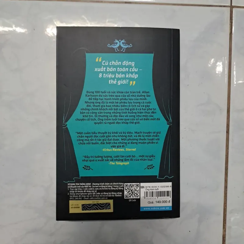 Ông Trăm Tuổi Trèo Qua Cửa Sổ Và Biến Mất - Jonas Jonasson 992186
