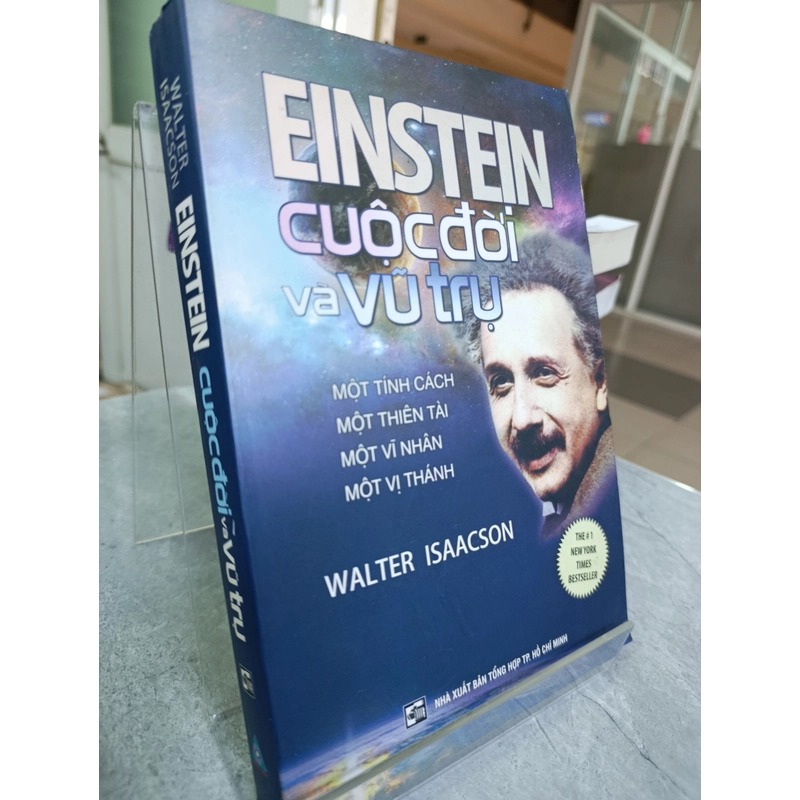 EINSTEIN CUỘC ĐỜI VÀ VŨ TRỤ 546246