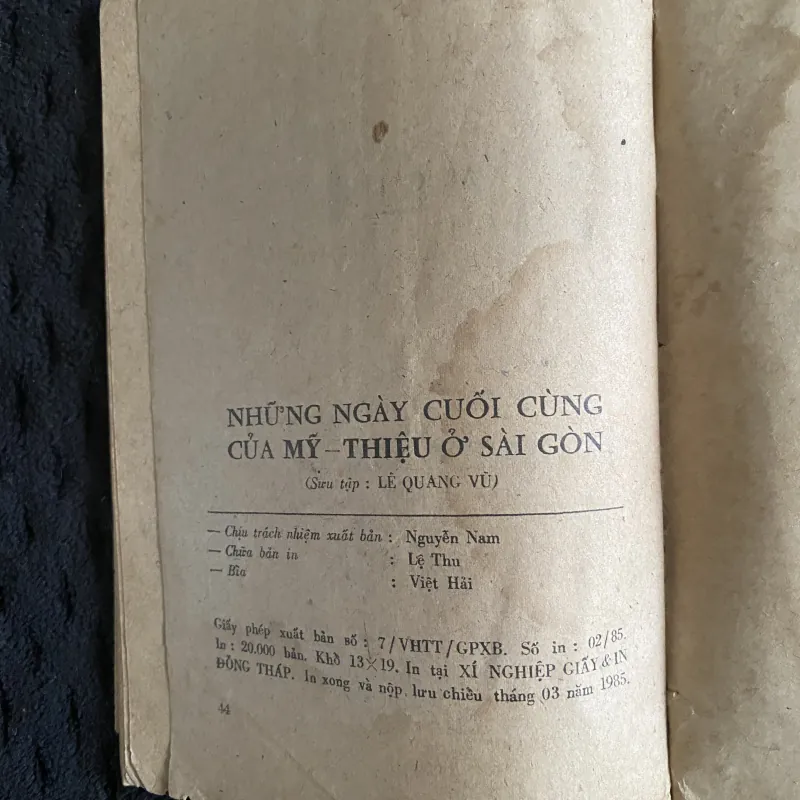 Những ngày cuối cùng của Mỹ - Thiệu ở Sài Gòn, Ác-nôn R.I-xa Ắc và M. Mác-tin 1031459
