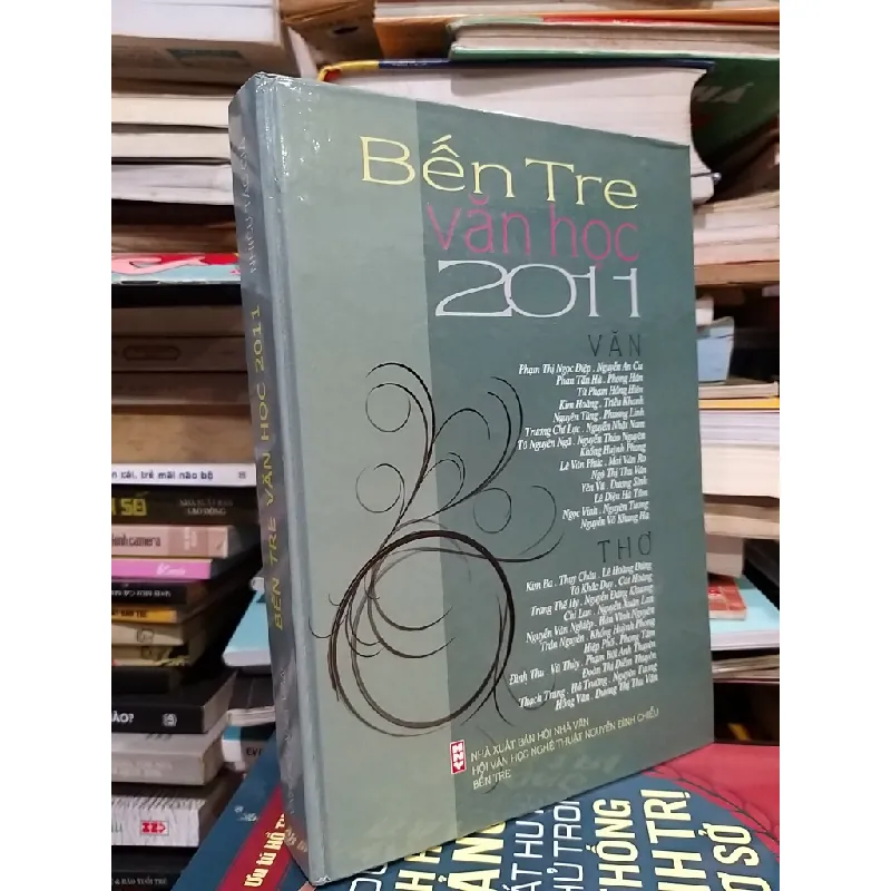 Bến Tre văn học 2011 - Nhiều tác giả 597589