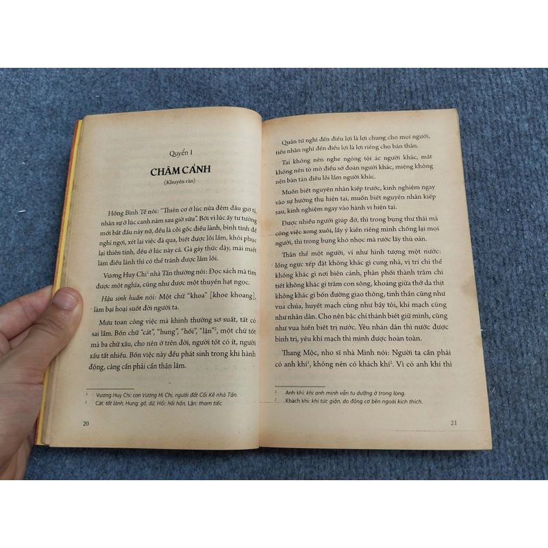 KIẾN VĂN TIỂU LỤC - LÊ QUÝ ĐÔN 469891