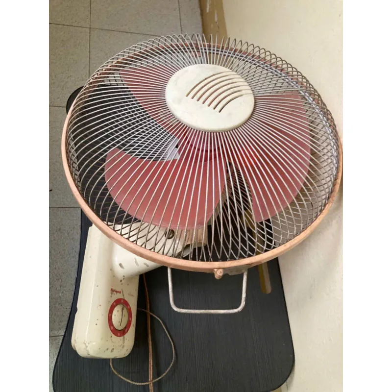 Quạt treo tường National Nhật 788968