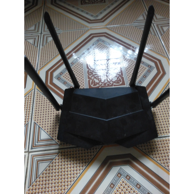 BỘ PHÁT WIFI TENDA 4 ANGTEN GIÁ 250.000 325668